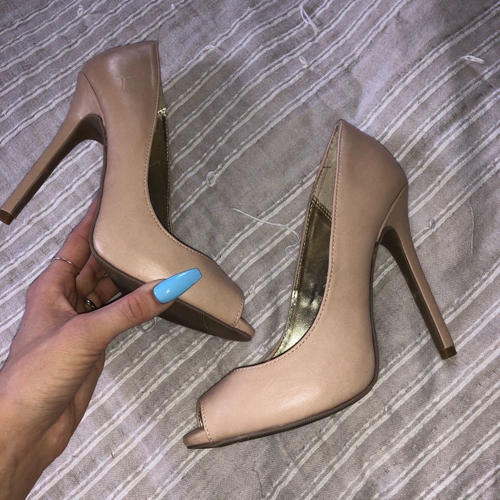 Nude Peep Toe Pumps
